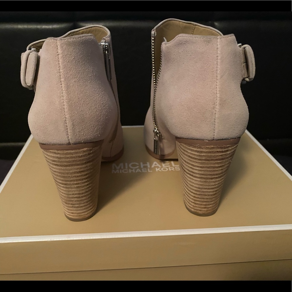 New! Michael Kors size 10 bootie - Picture 4 of 5